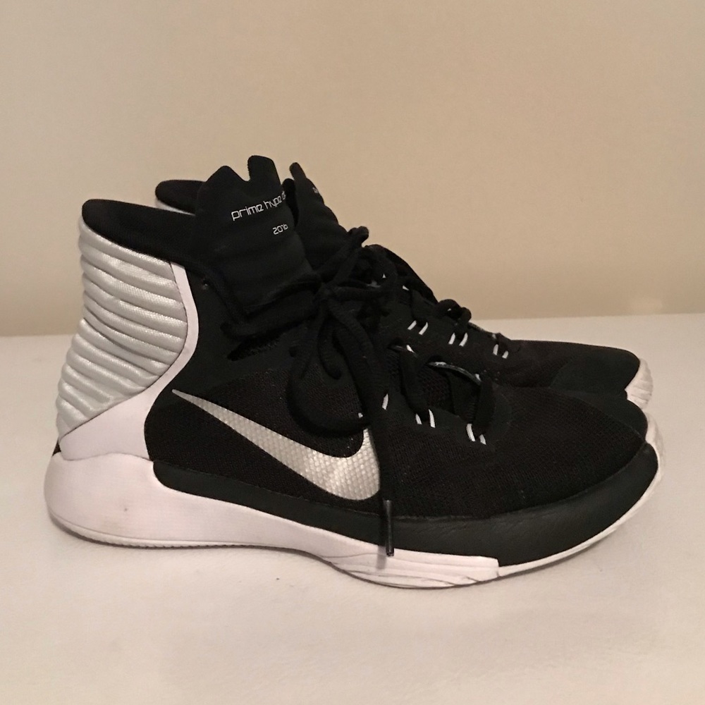 Nike Women's Prime Hype DF 2016 Basketball Shoes